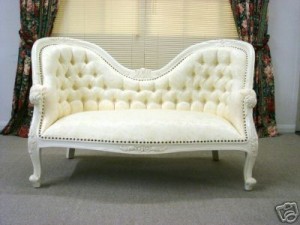 Antique White Double Louis Chaise Longue