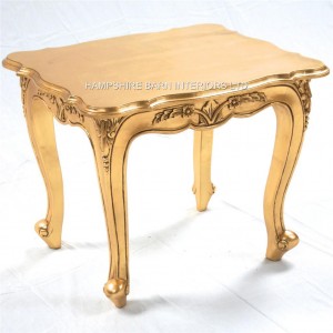 A Gold Leaf Ornate Chateau Style Side / Lamp Table