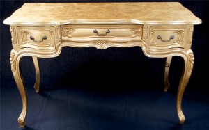 ORNATE LOUIS FRENCH STYLE WRITING DESK