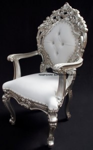 A A ORNATE ROYAL PALACE THRONE CHAIR IN GOLD LEAF FRAME AND IVORY CREAM FABRIC WITH CRYSTAL BUTTONS